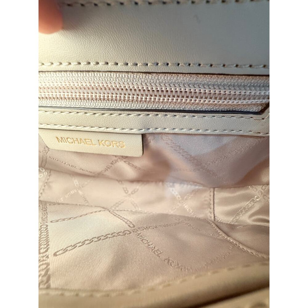 NWT Michael Michael Kors Mila Medium Metallic Leather Messenger Crossbody Bag - Picture 6 of 8